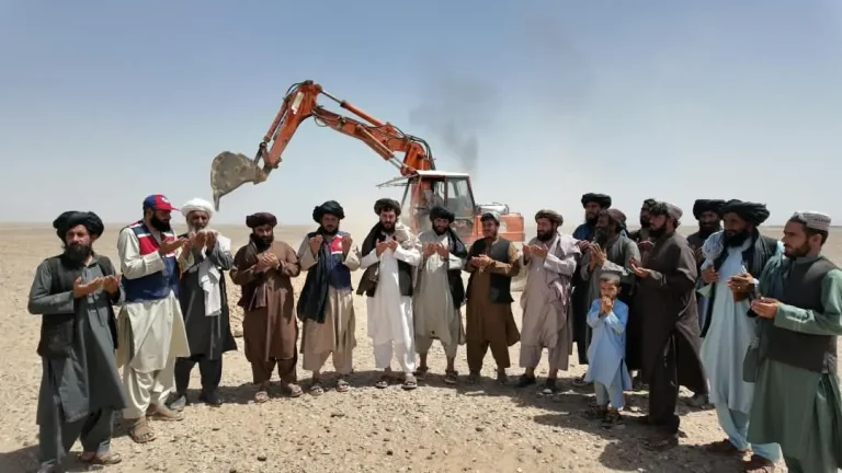 کار ساخت یک کانال در ولسوالی فراه رود فراه آغاز شد