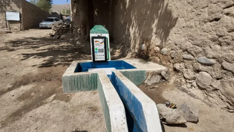 آب آشامیدنی بیش‌از ۱۰۰ خانواده در بدخشان تامین شد