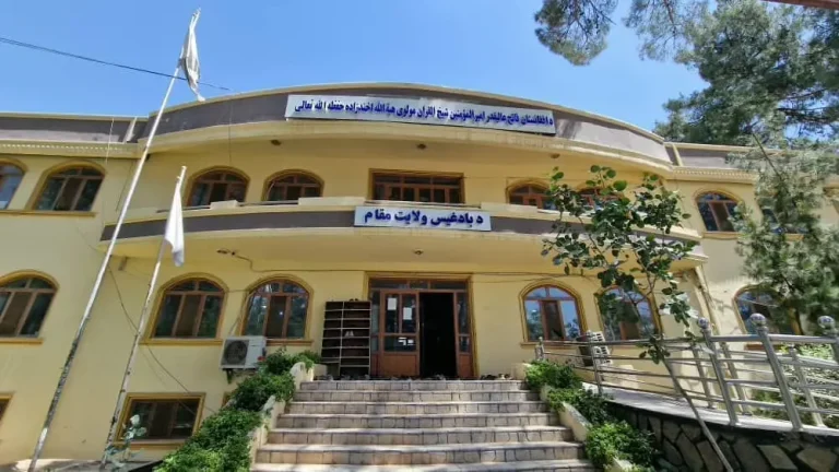 دفتر اوچا، در تطبیق پروژه‌ های انکشافی در بادغیس همکاری می کند