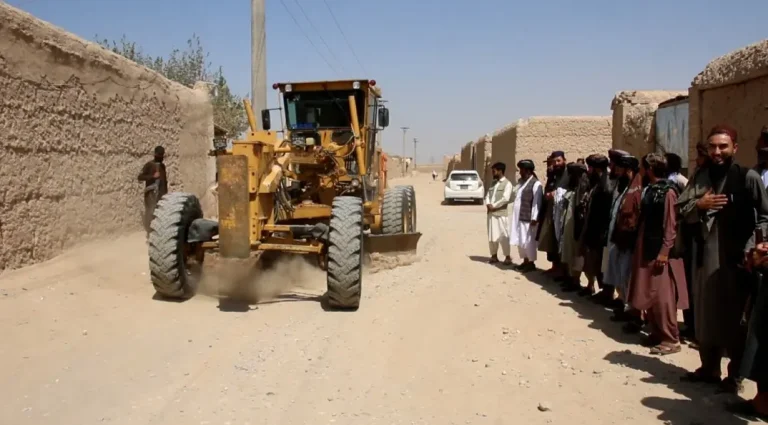 کار دو پروژه انکشافی در ولسوالی علی‌آباد کندز آغاز شد