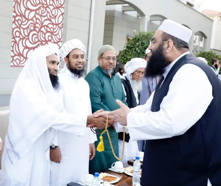 دیدار وزیر امور مهاجرین با هیئت علما و سرمایه‌گذاران بنگله‌دیش
