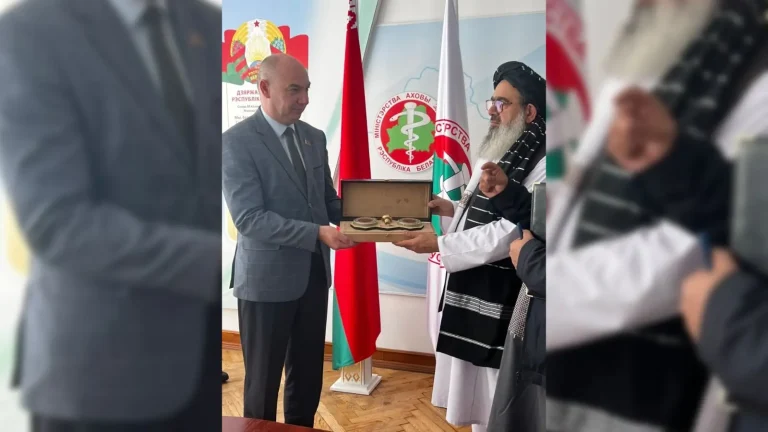 وزیر صحت عامه افغانستان با وزیر صحت بلاروس درباره گسترش همکاری‌های صحی دیدار کرد