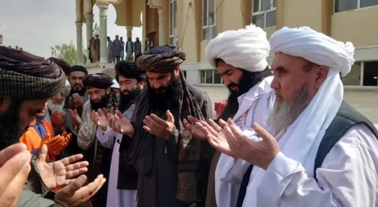 کار ساخت سرک شهر کهنه سرپل آغاز شد