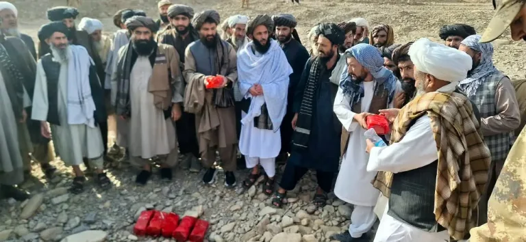 آغاز ترمیم جاده بادغیس–هرات با هزینه بیش از ۳۱.۷ میلیون افغانی