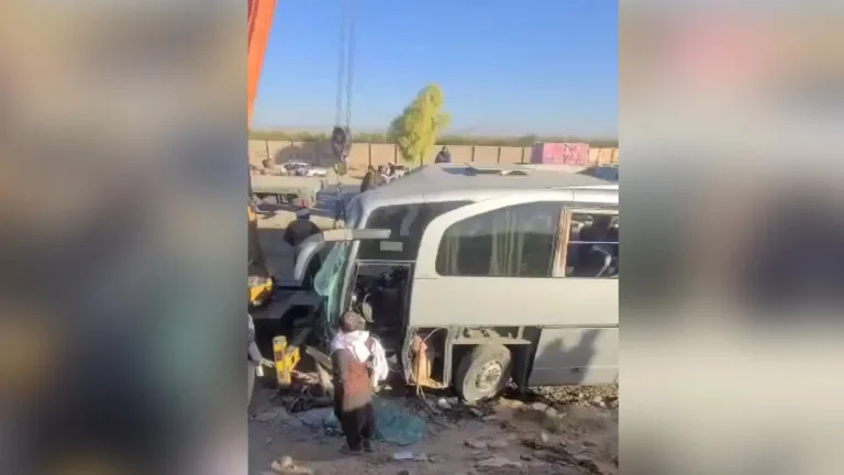 دریک حادثه ترافیکی ۵ تن در قندهار کشته شدند