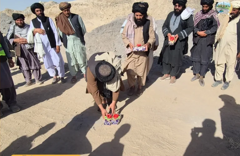 آغاز کار ساخت یک بند آب  درمربوطات غزنی