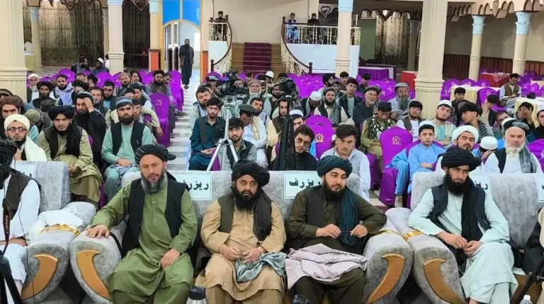 نشست "نقش میراث‌های فرهنگی سمنگان در گسترش اقتصاد" برگزار شد
