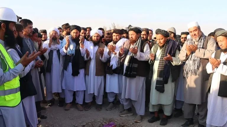 وزارت فواید عامه دو پروژه ترمیماتی را به ارزش ۲۹.۴ میلیون افغانی در بلخ آغاز کرد