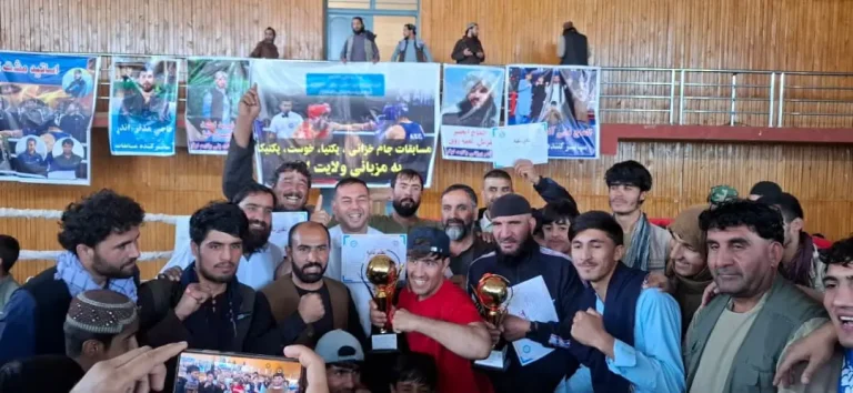 مسابقات بوکس تحت عنوان "جام خزانی" بین ۴ ولایت در لوگر برگزار شد
