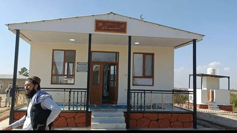 یک مسجد در ولسوالی محمدآغه ولایت لوگر به بهره‌برداری سپرده شد